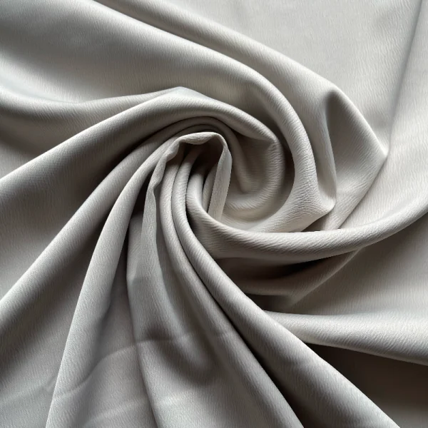 Itališkas, elastingas šviesiai rusvos spalvos atlasas 012527