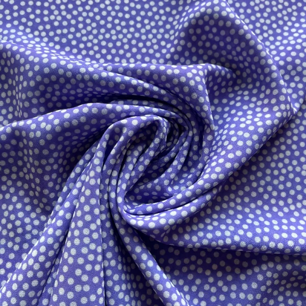 Elegantiškas, itališkas, violetinės spalvos, taškuotas žoržetas