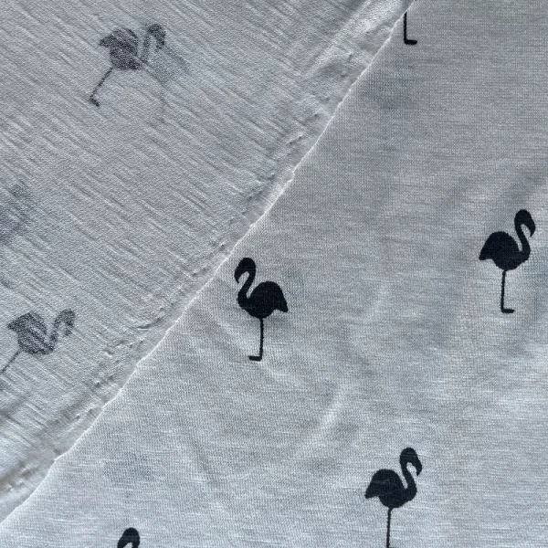 Itališkas, labai plonas kilpinis trikotažas su flamingais