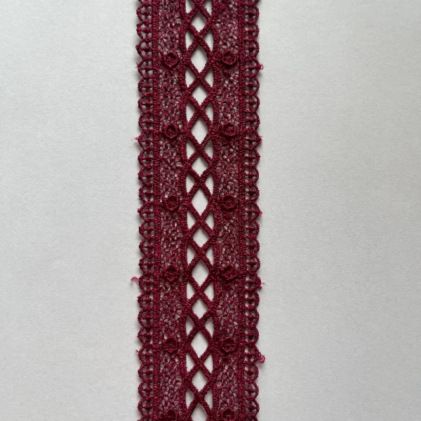 Bordo nėrinys 4 cm