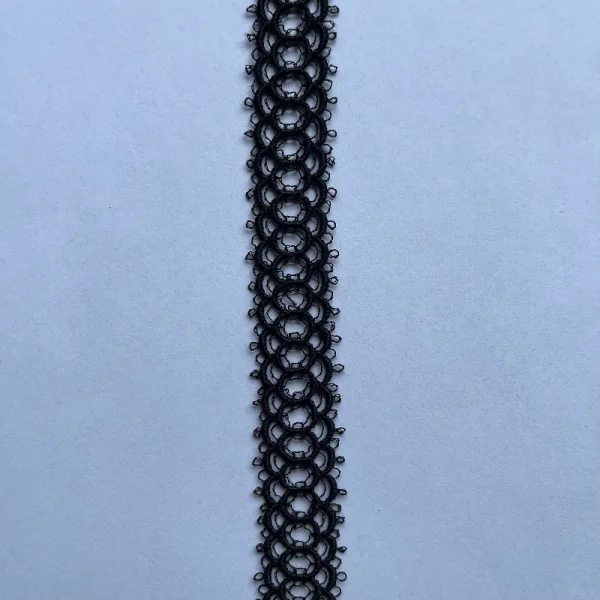 Juodas nėrinys 1,5 cm