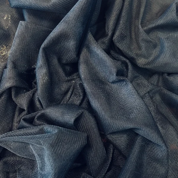 Juodas tiulis su elastanu 012760