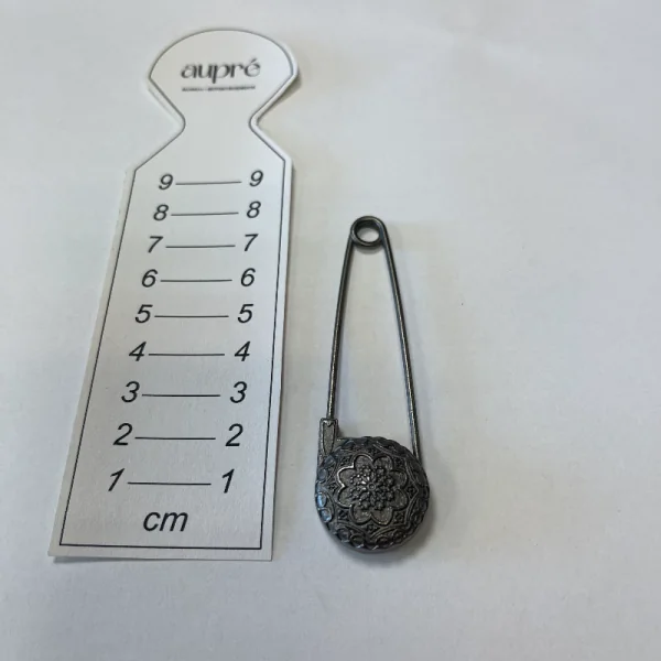 Dekoratyvinis metalinis žiogelis