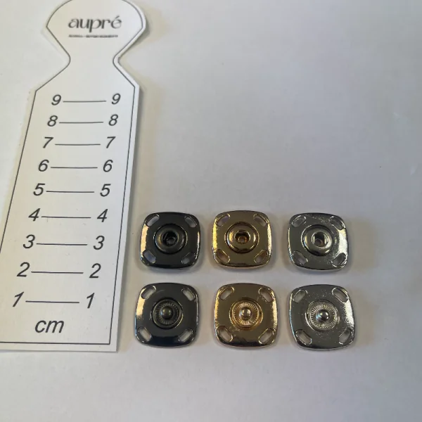 Prisiuvamos dekoratyvinės spaudės 10mm| 3 spalvos 005619