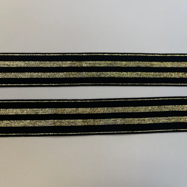 Juoda dryžuota metalizuota guma 3cm 004661