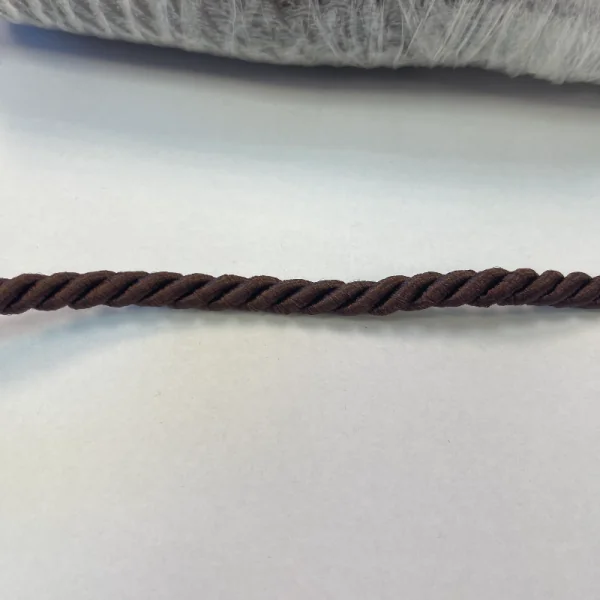 Šokolado spalvos virvė 7mm 000090