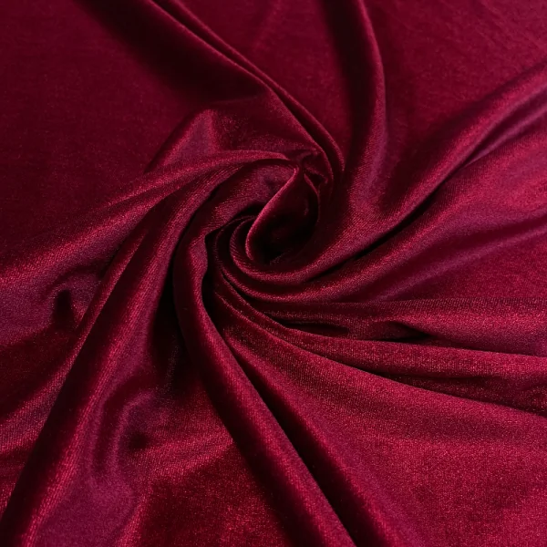 Bordo spalvos aksomas 000578