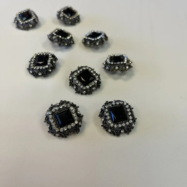 SWAROWSKI sagos 013284