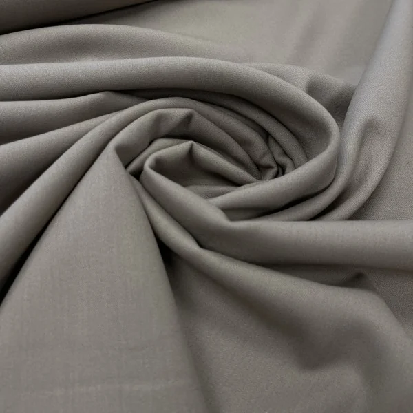 Aukštos kokybes, prabangus, pilkai rudos spalvos kostiuminis audinys "Jaguar" 014289