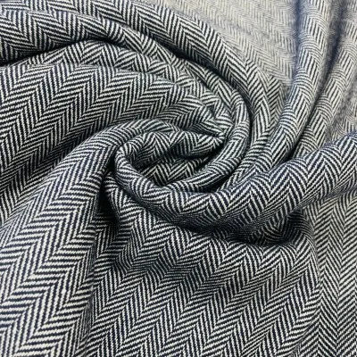 Itališka, mėlyna viskozė su...