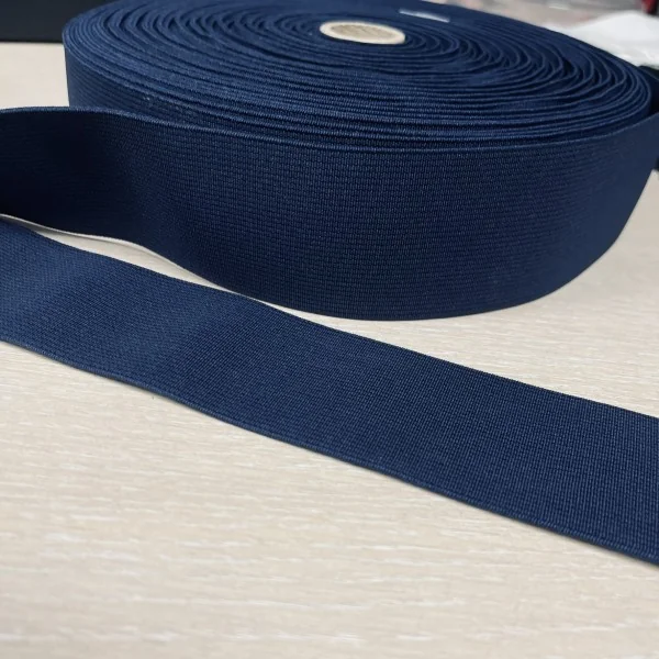 Mėlyna guma 5cm 014411