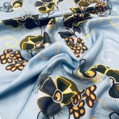 Itališkas žydras šilkas...