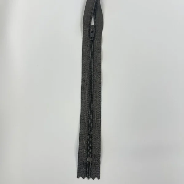 YKK spiralinis užtrauktukas nr.3 chaki