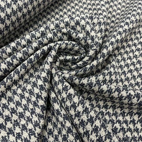 Itališkas, kokybiškas, žąsies kojelės rašto trikotažas 014455