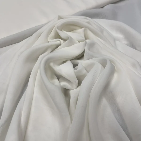 Itališkas, pieno spalvos šifonas 006824