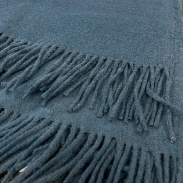 Prabangi, itališka, smaragdo spalvos vilnonė skara su kutais 014438